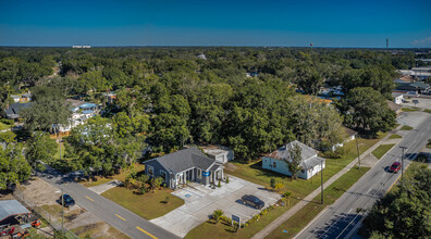 1002 E Baker St, Plant City, FL - aerial  map view - Image1