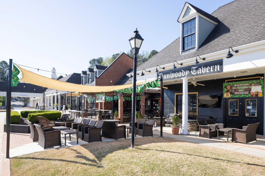 5488-5500 Chamblee Dunwoody Rd, Dunwoody, GA for lease - Building Photo - Image 1 of 14