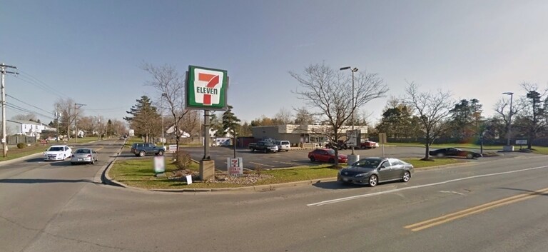 4935 William St, Lancaster, NY for sale Primary Photo- Image 1 of 1