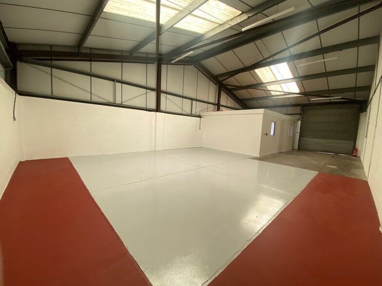 Unit 14 Station Rd, Gillingham for lease - Building Photo - Image 3 of 3