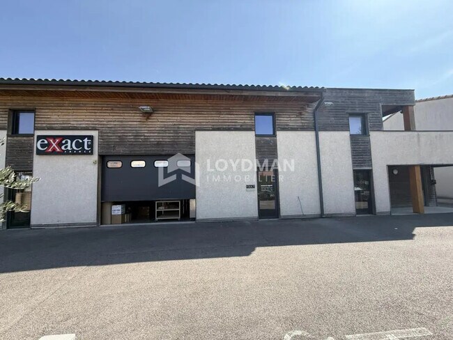 Location Commerce 580 m²