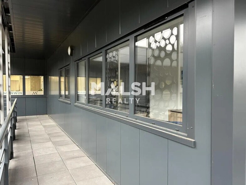 Office in Montagny for lease - Interior Photo - Image 3 of 13