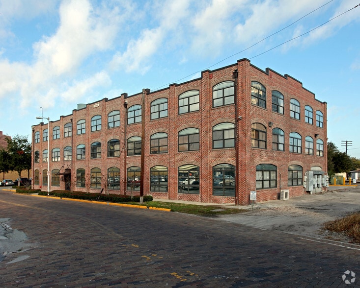 111 W Jefferson St, Orlando, FL for lease - Primary Photo - Image 1 of 10