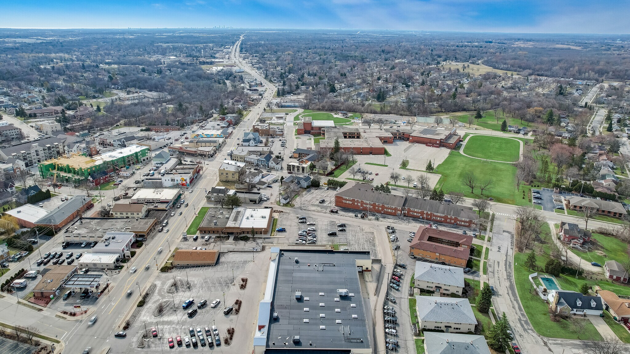 N89W1689 Appleton`, Menomonee Falls, WI 53051 Fresh Thyme Market