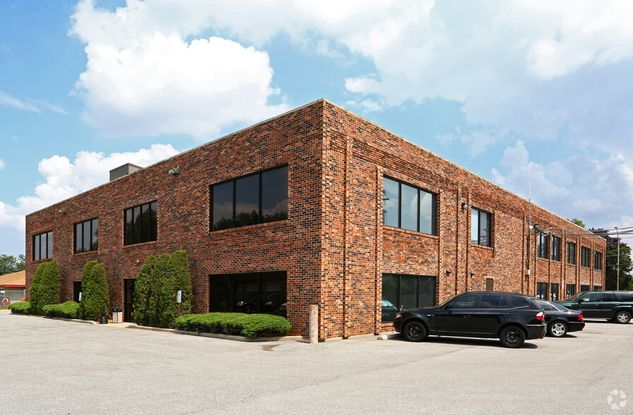 9944 S Roberts Rd, Palos Hills, IL for lease - Primary Photo - Image 1 of 2