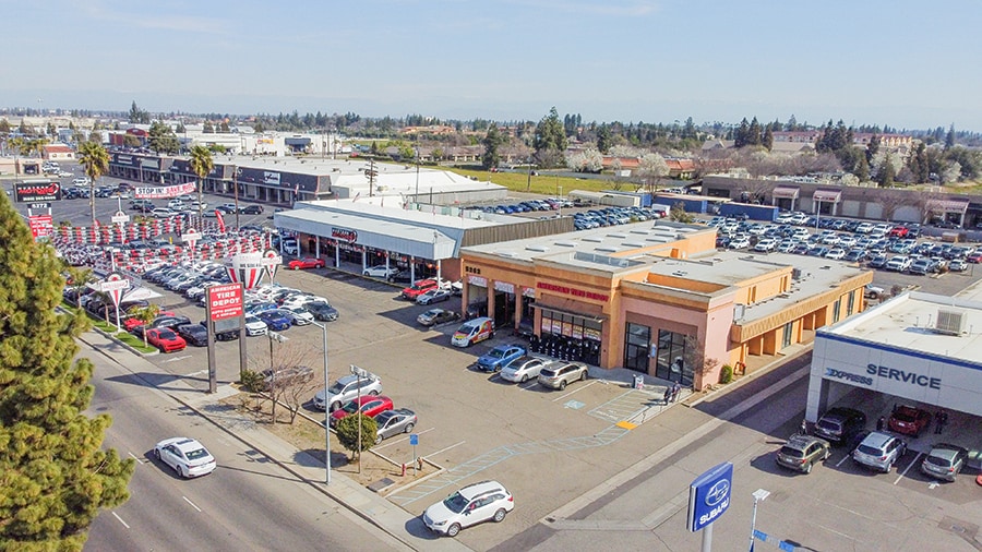 5262 N Blackstone Ave, Fresno, CA for sale Building Photo- Image 1 of 21