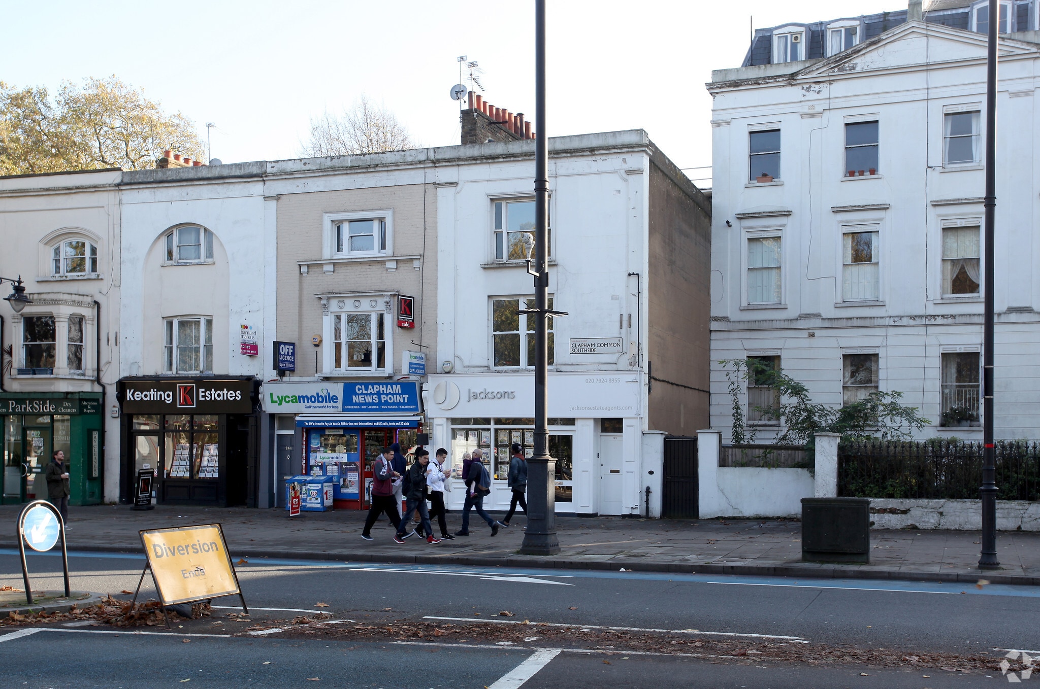 25 Clapham Common South Side, London for sale Primary Photo- Image 1 of 1