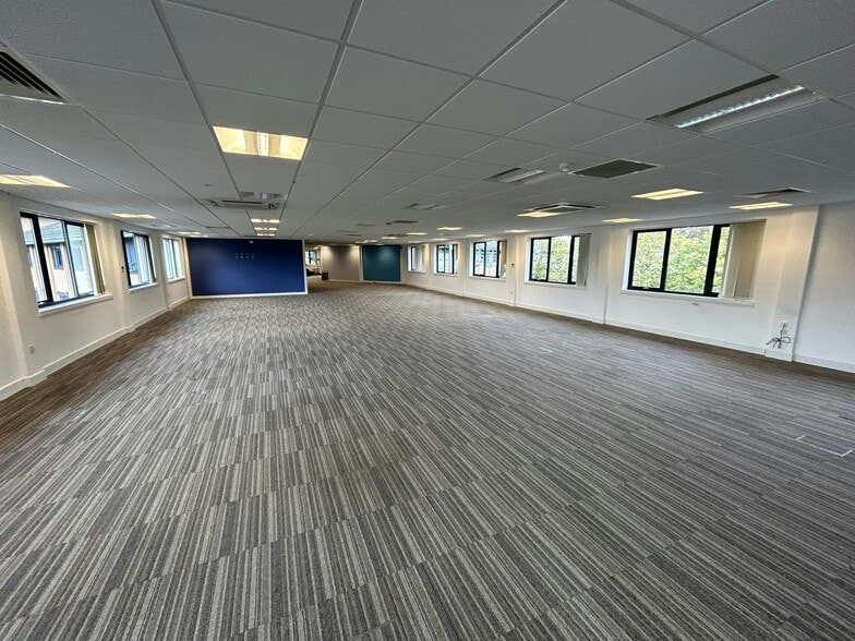 Chivers Way, Histon for lease - Building Photo - Image 3 of 8