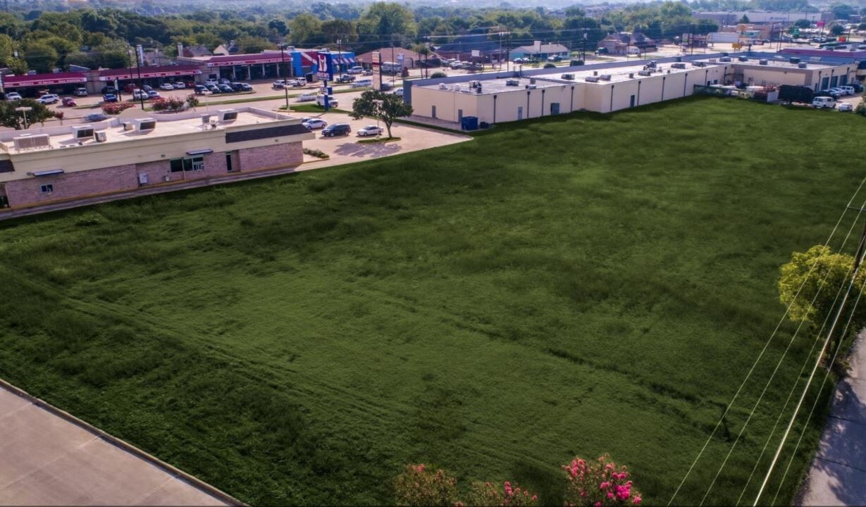 5445 Robin Rd, Garland, TX for sale Primary Photo- Image 1 of 1