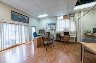 18 Cleveland Ave, Westover, WV for lease Building Photo- Image 1 of 1