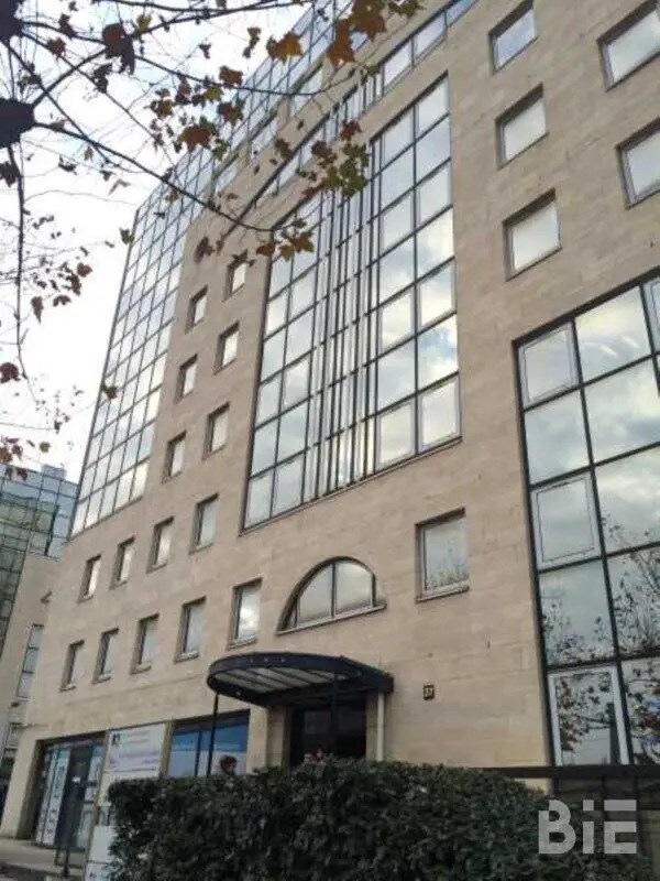 Office in Bordeaux for lease Building Photo- Image 1 of 5