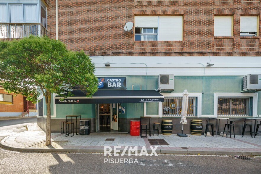 Retail in Boecillo for sale - Building Photo - Image 1 of 75