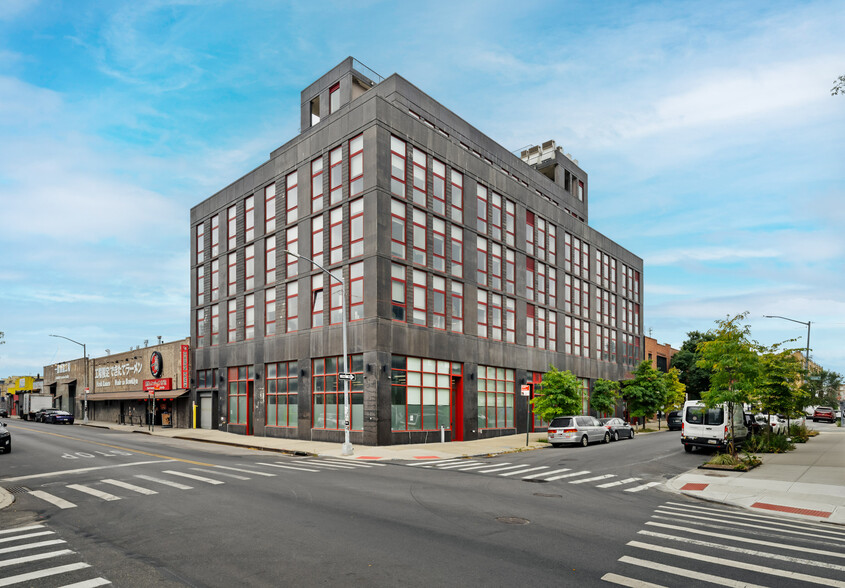 100 Bogart St, Brooklyn, NY for lease - Building Photo - Image 1 of 7