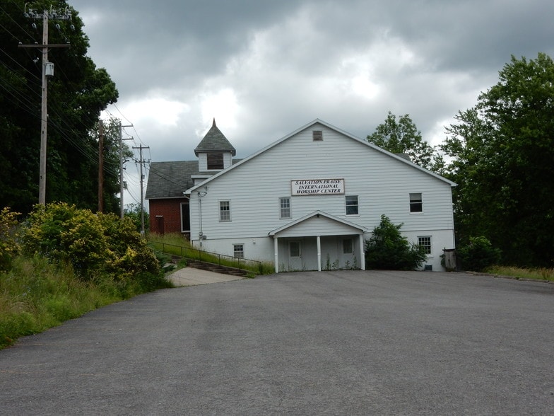 1014 Cheat Rd, WV 26508