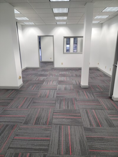 11426 Dorsett Rd, Maryland Heights, MO for lease Interior Photo- Image 1 of 3