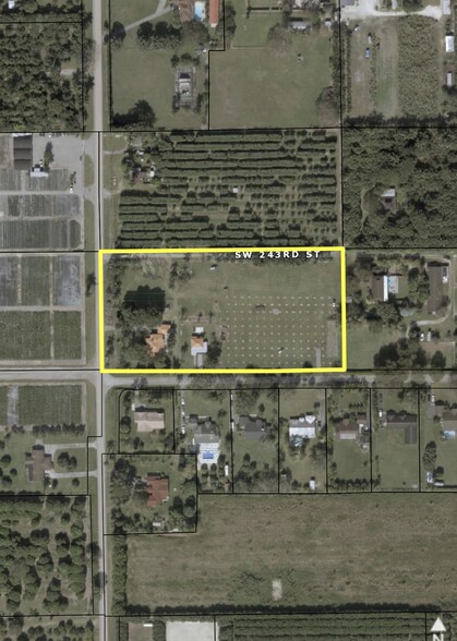 24345 SW 187th Ave, Homestead, FL for sale - Primary Photo - Image 1 of 1