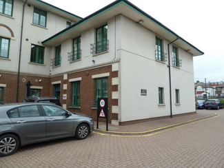 More details for 15 Southend Rd, Woodford Green - Office for Lease