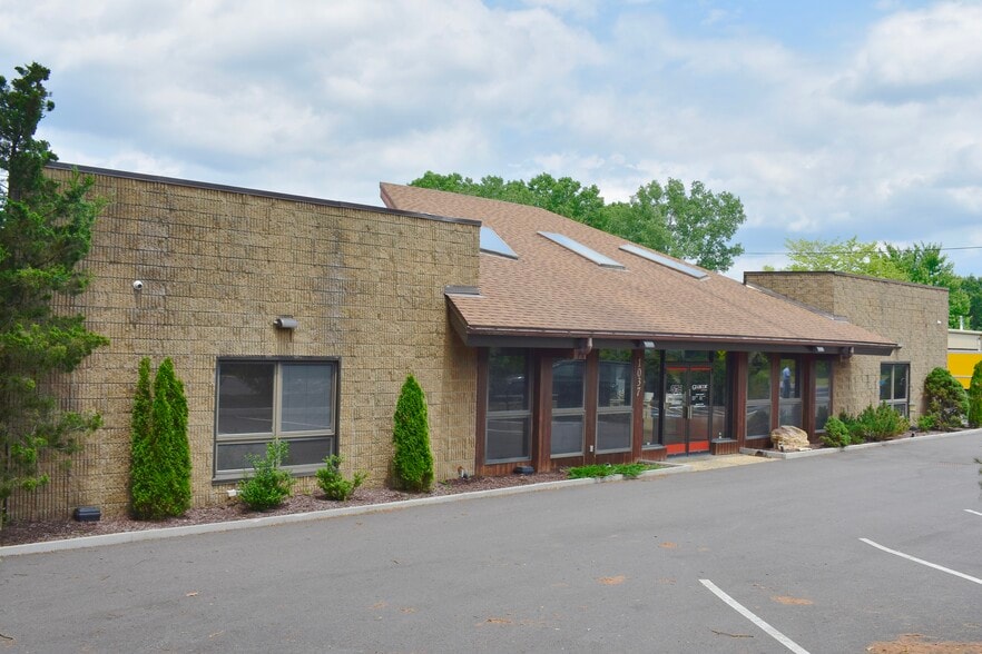 1037 Powers Rd, Conklin, NY for lease - Building Photo - Image 2 of 12