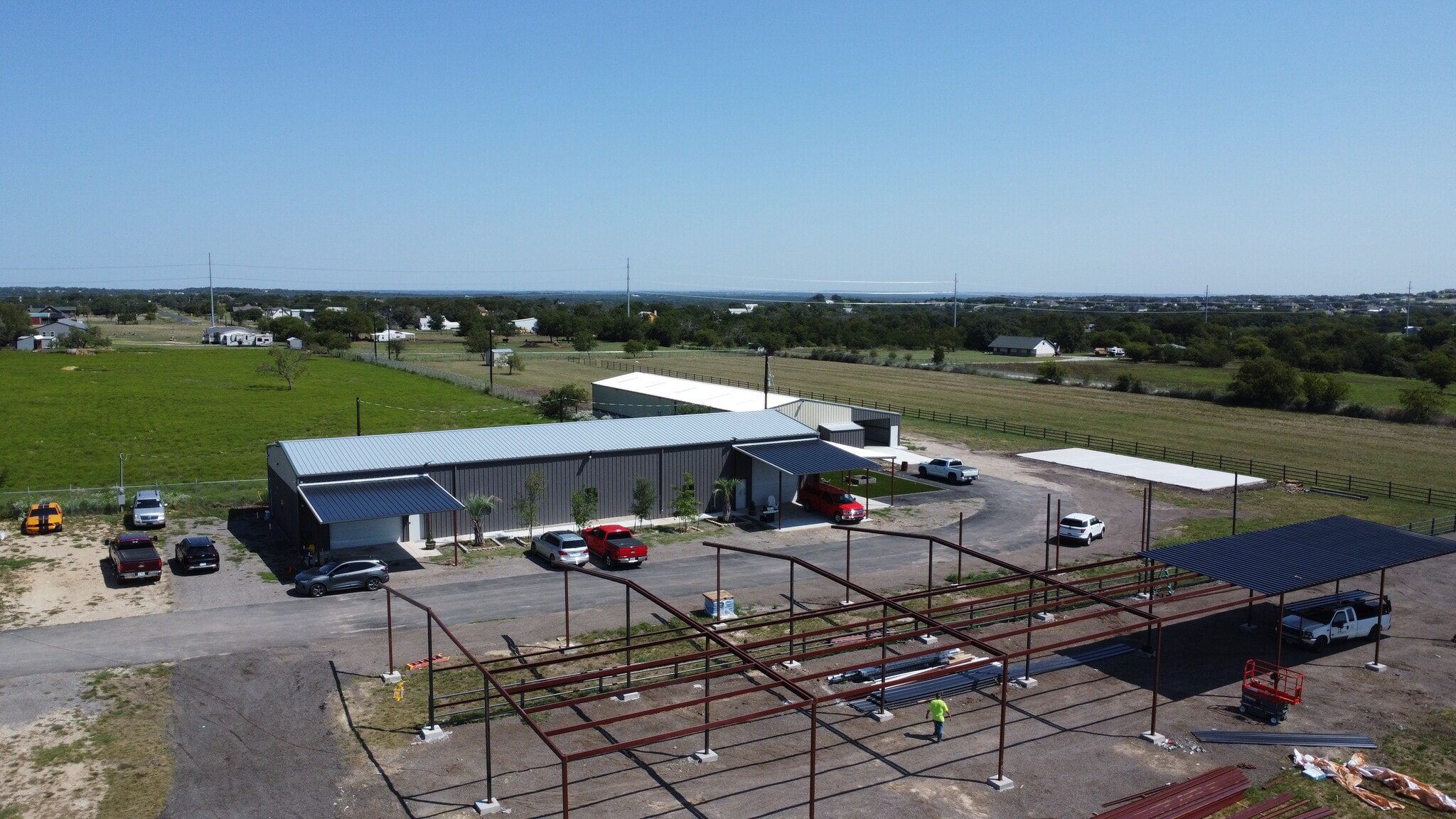 121 Pistol Rd, Weatherford, TX for lease Building Photo- Image 1 of 8