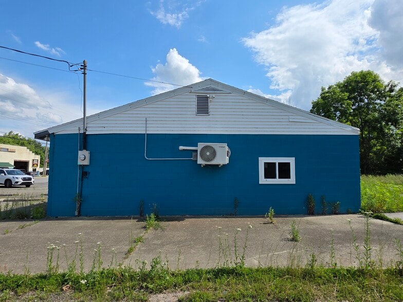 121 Main st, New Haven, KY for sale - Building Photo - Image 3 of 17