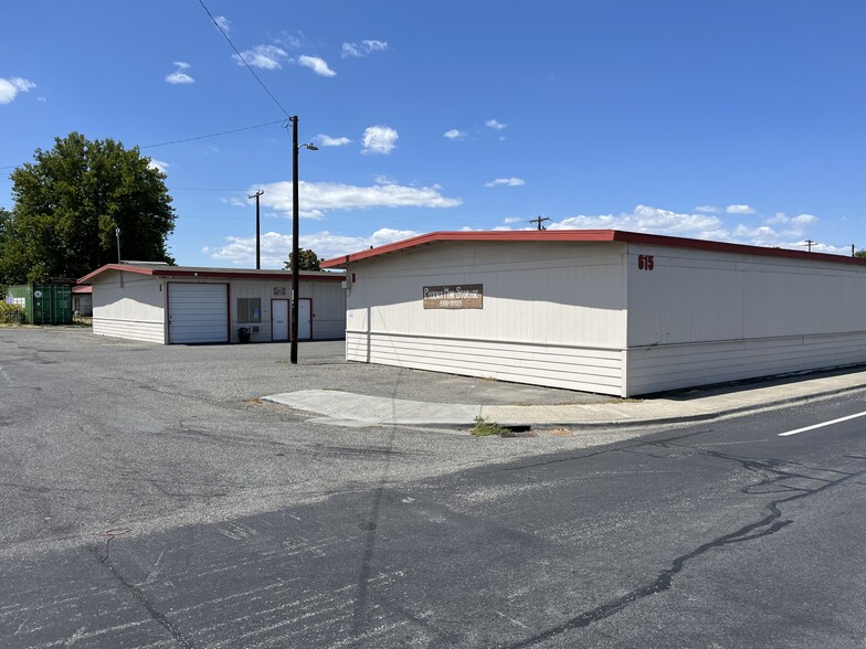 615 N Fruitland St, Kennewick, WA for sale - Building Photo - Image 2 of 6