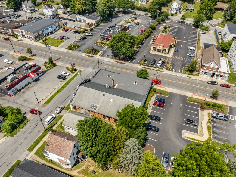 748 Main St, Poughkeepsie, NY for sale - Aerial - Image 3 of 21