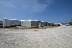 200 N River St, Carthage MO - Warehouse