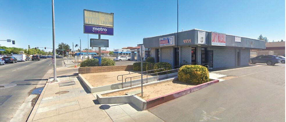 4974 N Fresno St, Fresno, CA for lease - Building Photo - Image 1 of 2