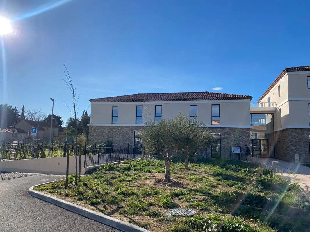 Office in Ollioules for sale Building Photo- Image 1 of 7