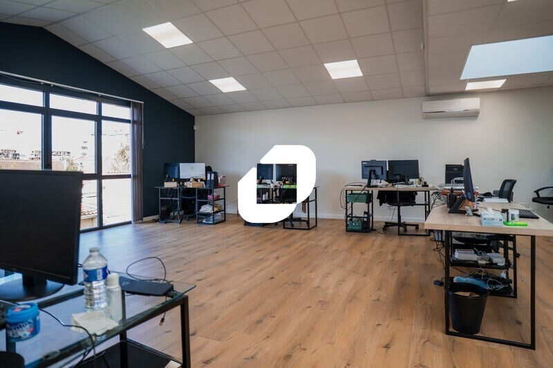 Office in Cenon for sale - Interior Photo - Image 3 of 11