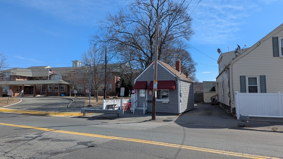 160 Lynn St, Peabody, MA for sale - Building Photo - Image 1 of 1