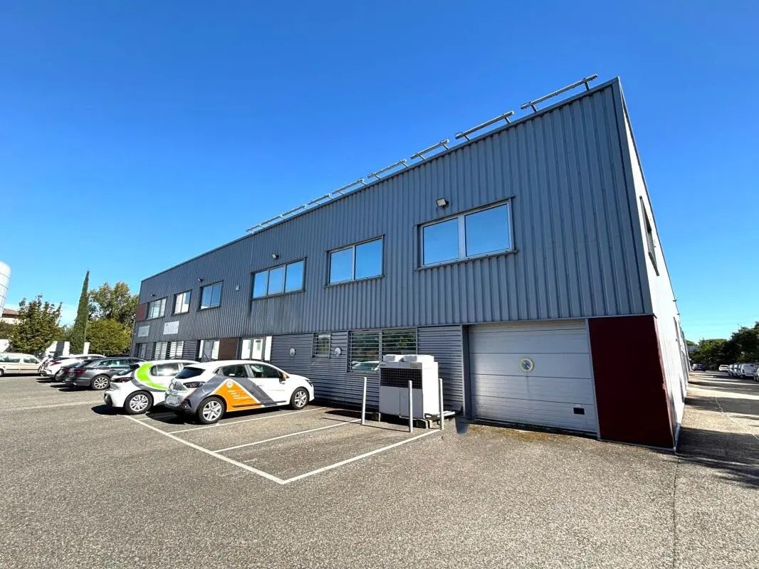 Flex in Toulouse for sale Building Photo- Image 1 of 13