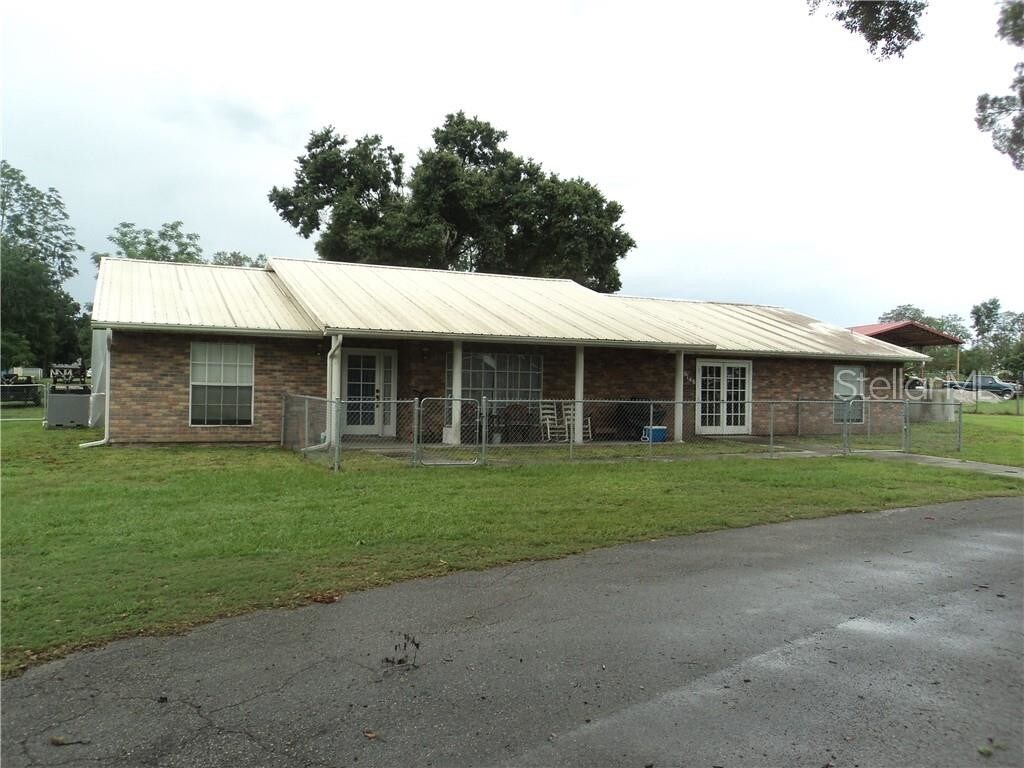 39746 Otis Allen Rd, Zephyrhills, FL for sale Primary Photo- Image 1 of 1