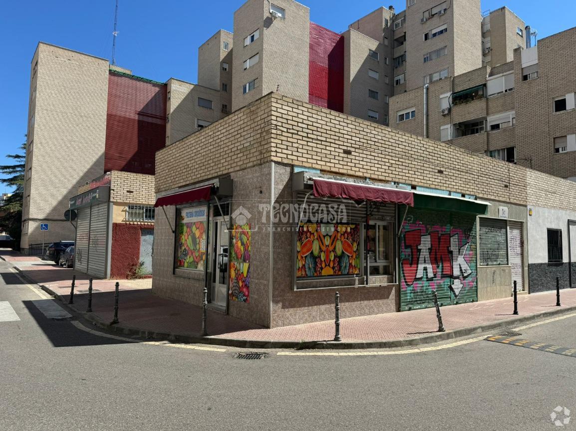 Retail in Alcalá De Henares, Madrid for lease Interior Photo- Image 1 of 2