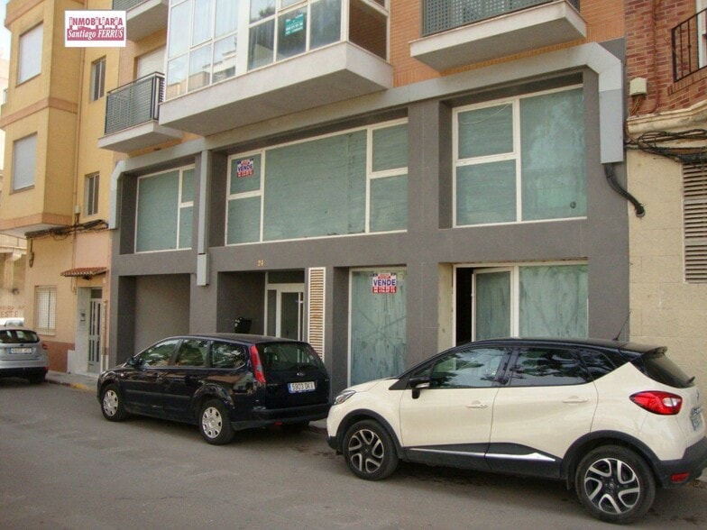 Retail in Benifaió, Valencia for sale - Building Photo - Image 2 of 6