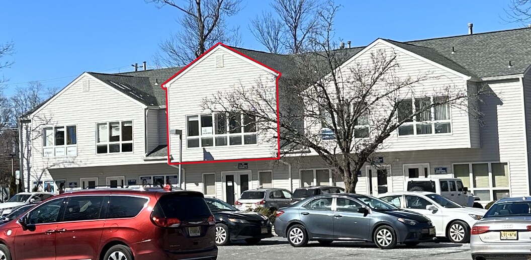 1594-1600 US Highway 130, North Brunswick, NJ for lease Building Photo- Image 1 of 1