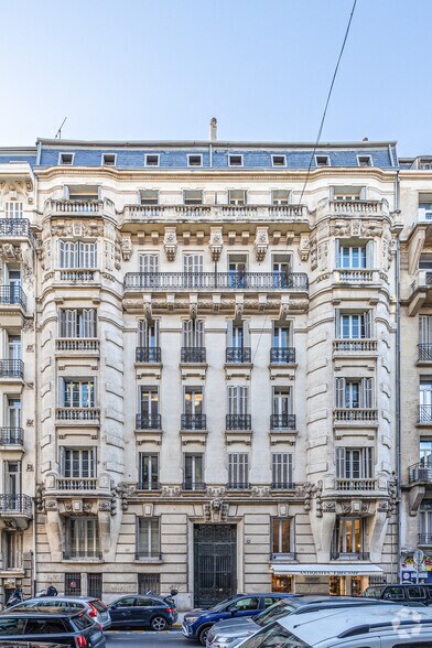 Multifamily in Marseille for sale - Primary Photo - Image 1 of 1