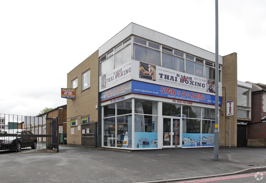 328-330 Hobs Moat Rd, Solihull for lease - Building Photo - Image 1 of 3