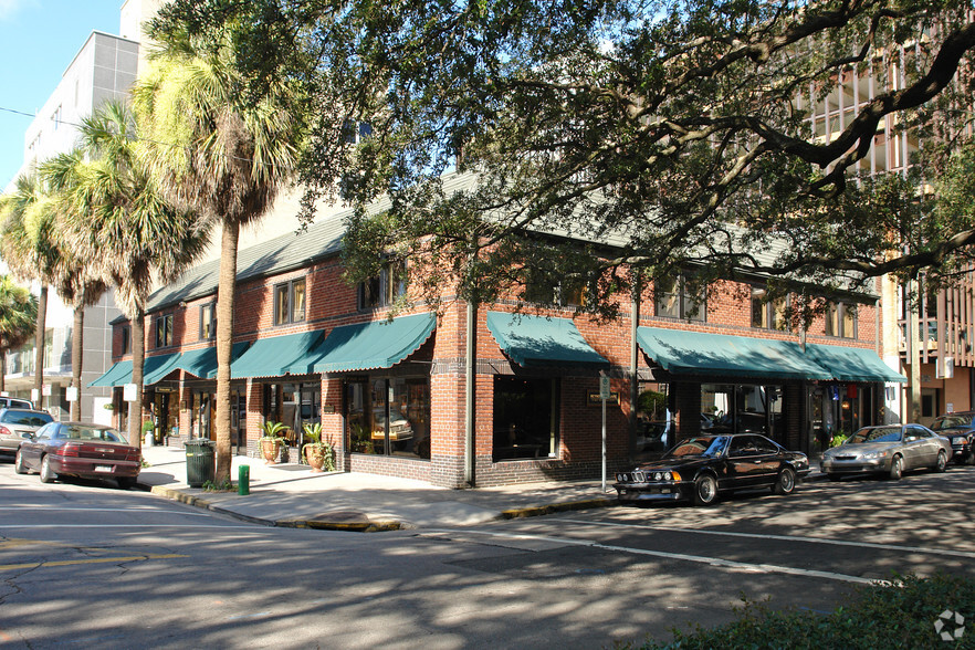 35 Abercorn St, Savannah, GA for lease - Primary Photo - Image 1 of 5