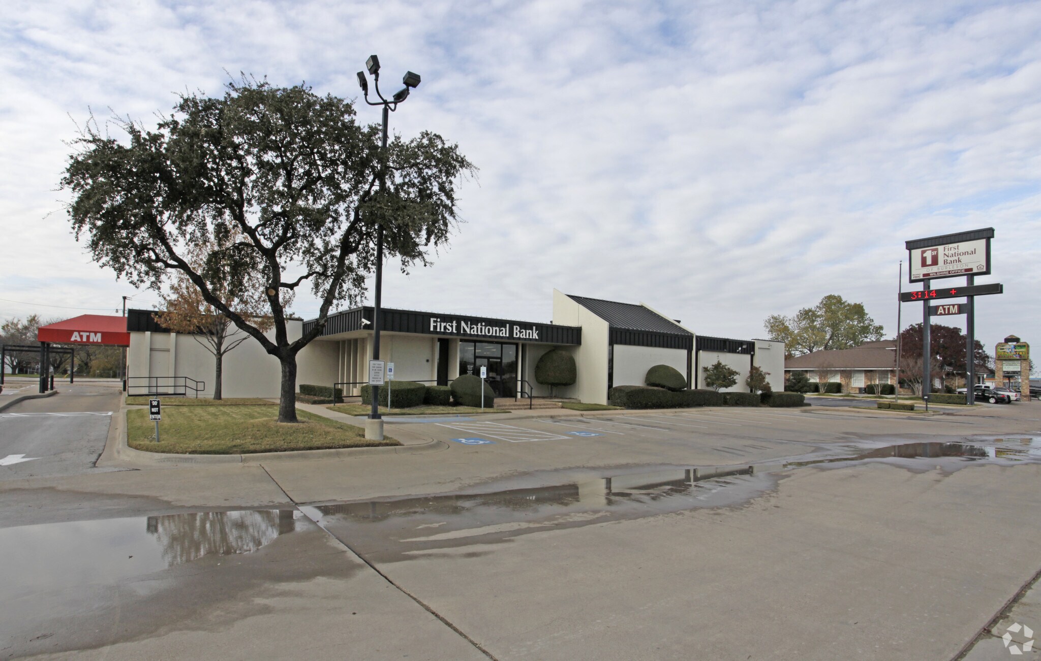 740 SW Wilshire Blvd, Burleson, TX for sale Primary Photo- Image 1 of 1