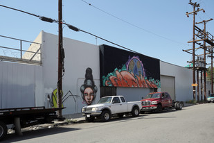 1331-1333 Wilson St, Los Angeles CA - Warehouse