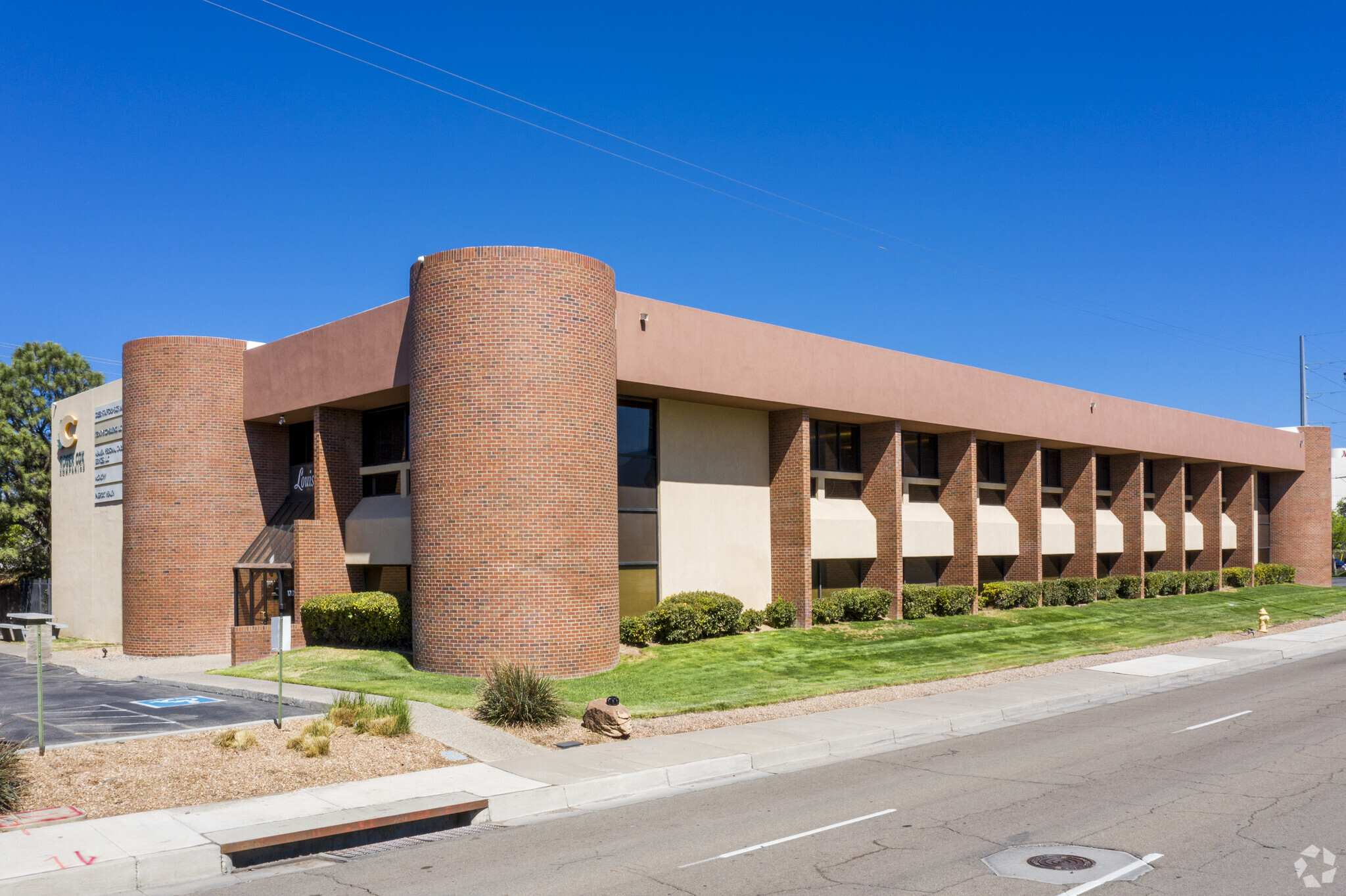 1717 Louisiana Blvd NE, Albuquerque, NM 87110 - Louisiana Park Office 