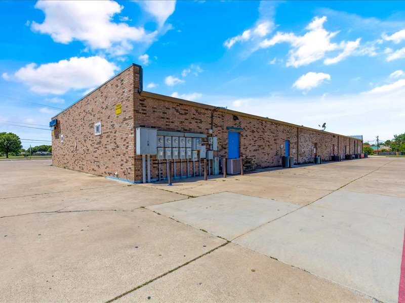 6101 Watauga Rd, Watauga, TX 76148 Watauga Square