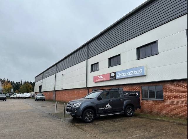 Bryans Clos, Doncaster for sale - Primary Photo - Image 1 of 1