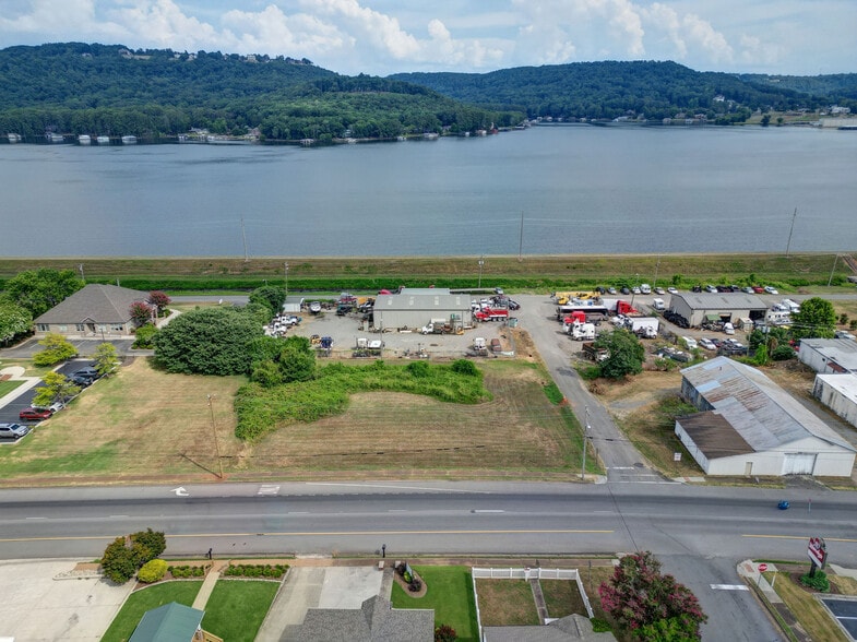 Blount Ave, Guntersville, AL for sale - Aerial - Image 2 of 4