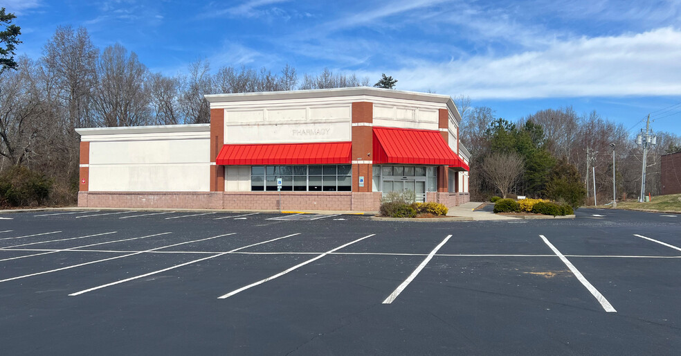 6525 Jordan Rd, Ramseur, NC for lease - Building Photo - Image 1 of 20