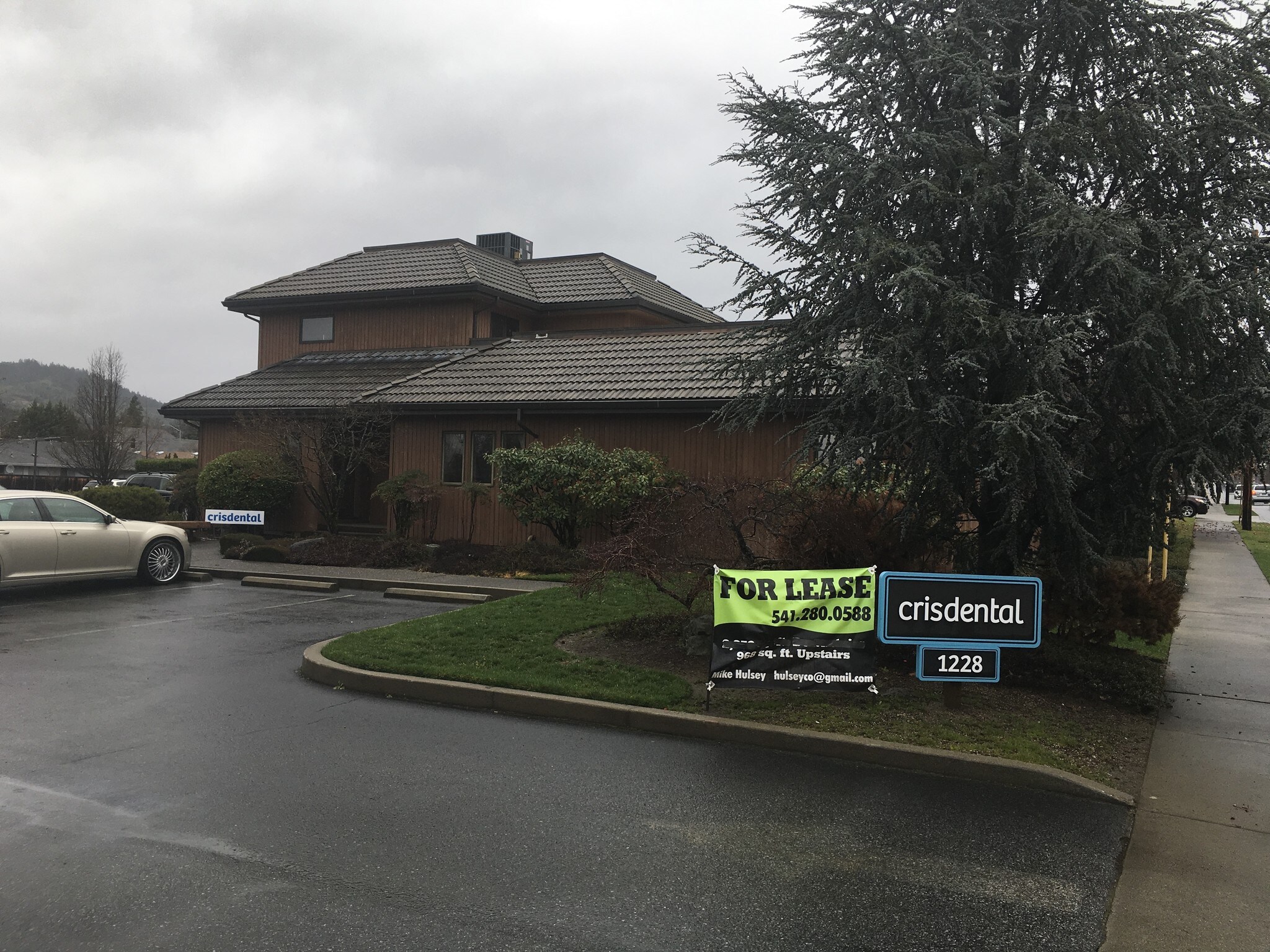 1228 NE 7th St, Grants Pass, OR for sale Primary Photo- Image 1 of 1