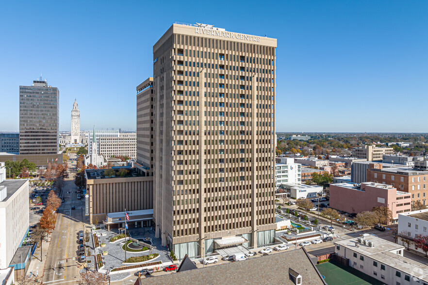 451 Florida St & 450 Laurel St, Baton Rouge, LA for lease - Building Photo - Image 1 of 105