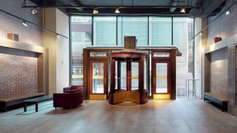 18 N Wabash Ave, Chicago IL - Convenience Store