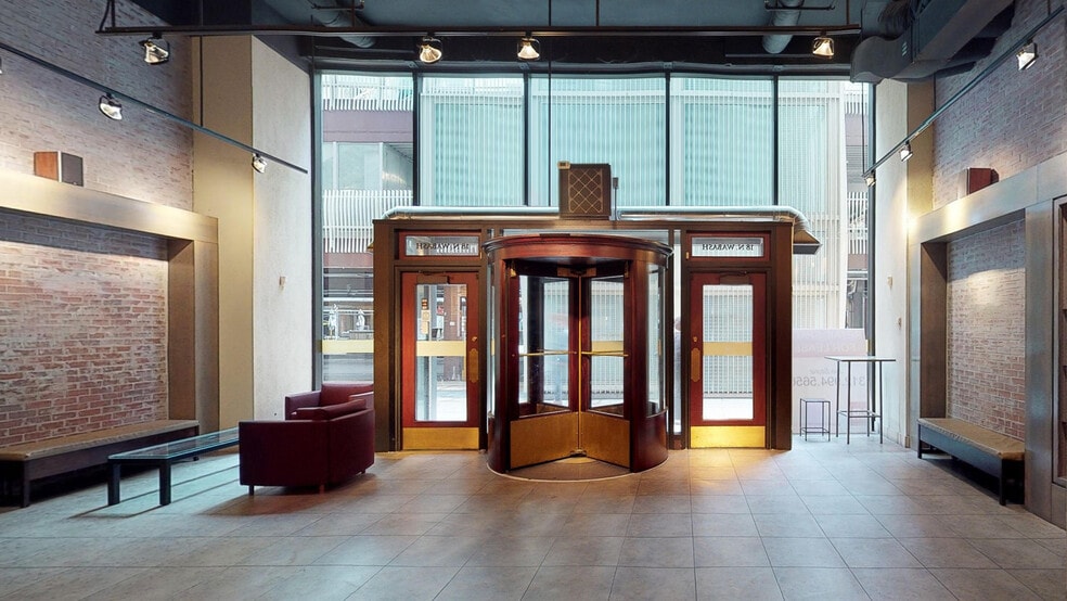 18 N Wabash Ave, Chicago, IL for lease - Building Photo - Image 1 of 1